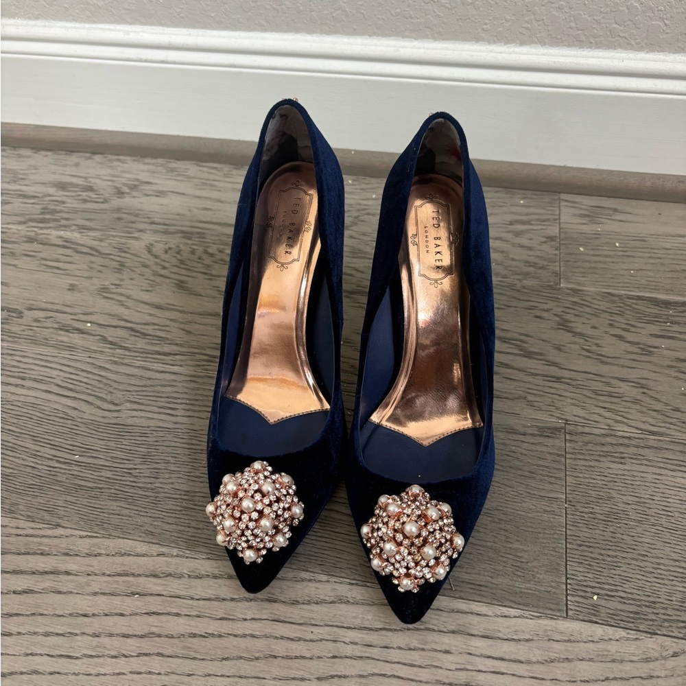 Pointed Jewel heels